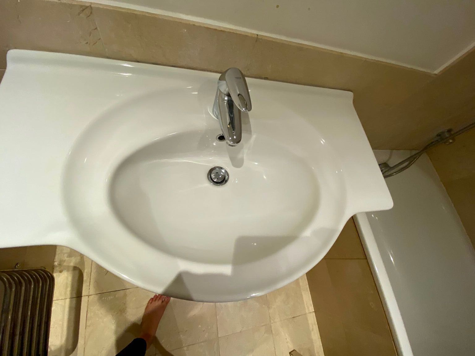 Bathroom sink after cleaning