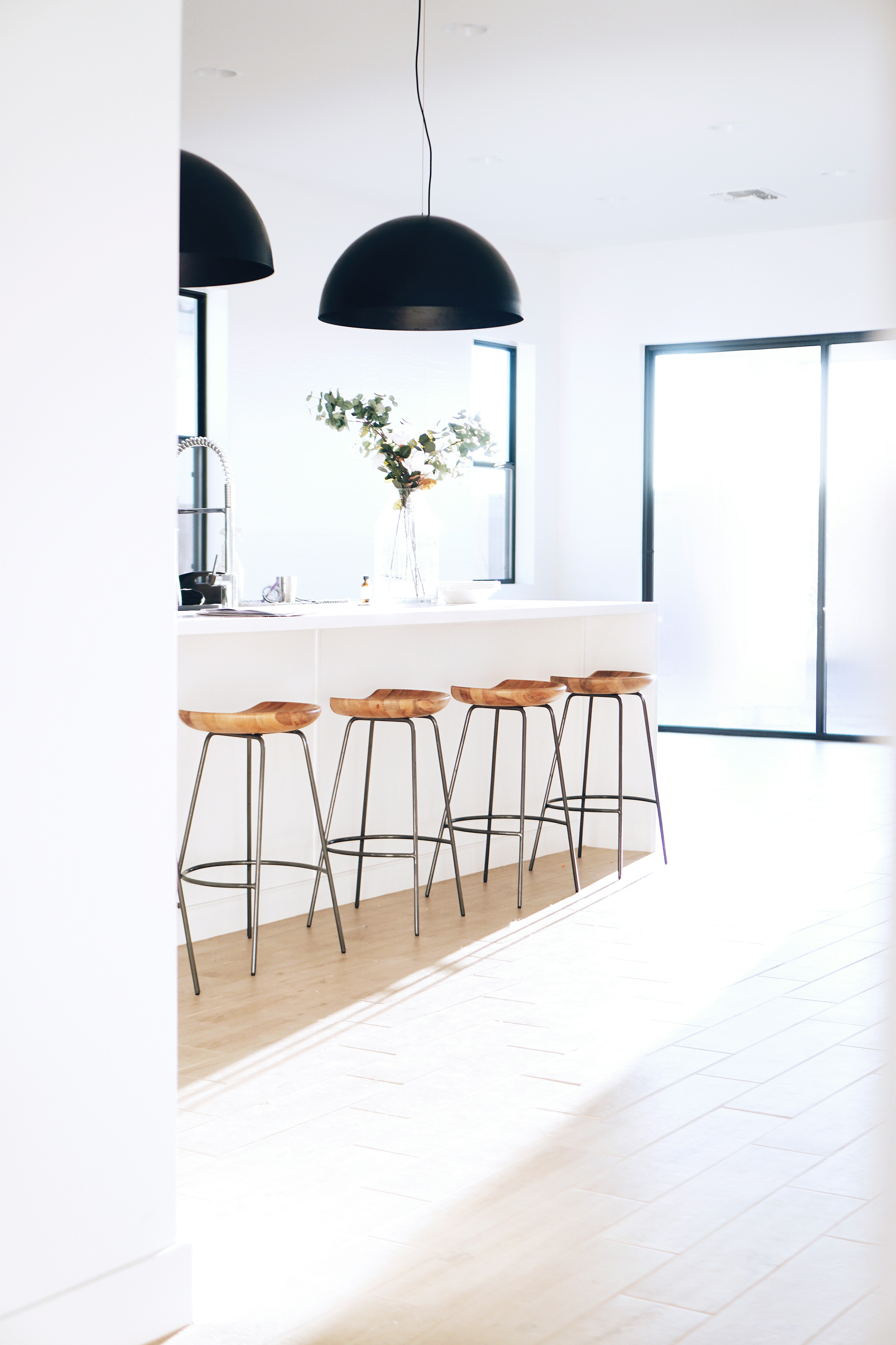 A calm, light London kitchen